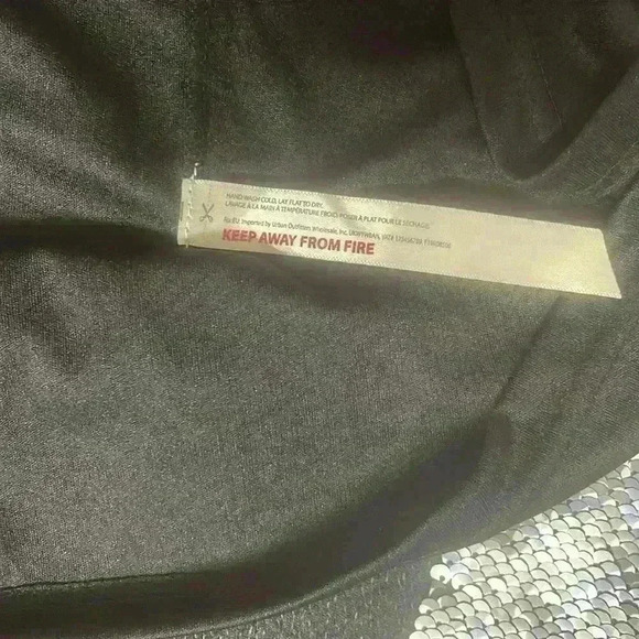 Free People one  Sequin Mini Skirt size 10 very nice condition - Picture 13 of 13